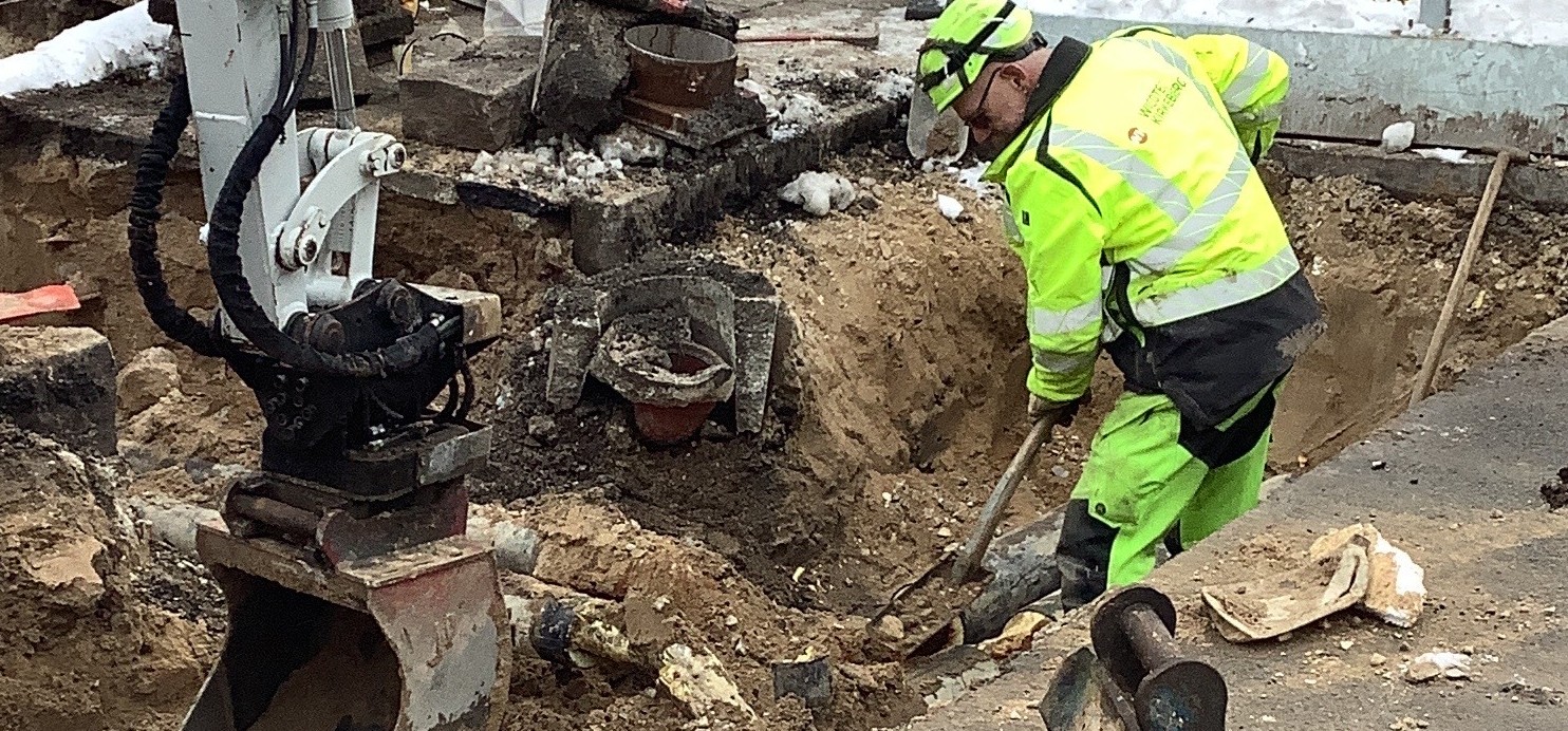 Arbejdsmænd med erfaring indenfor fjernvarmeprojekter 